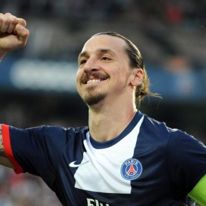 开云体育vip-新晋足球教练打造团队，力争联赛佳绩，足球队教练团队